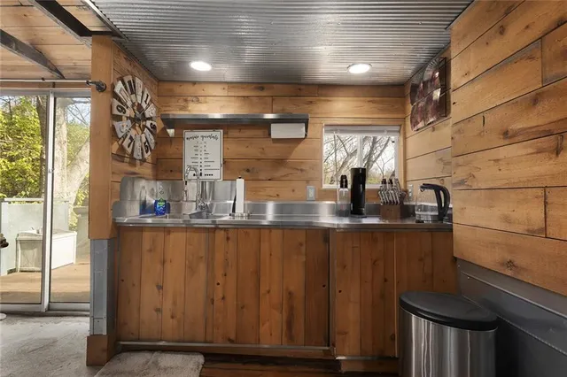 $469,000 | 5825 Noland Road, Kansas City, MO 64133