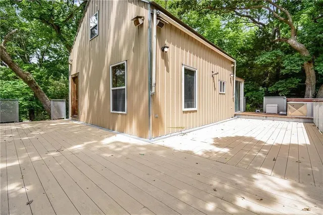 $469,000 | 5825 Noland Road, Kansas City, MO 64133