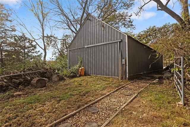 $479,000 | 5825 Noland Road, Kansas City, MO 64133