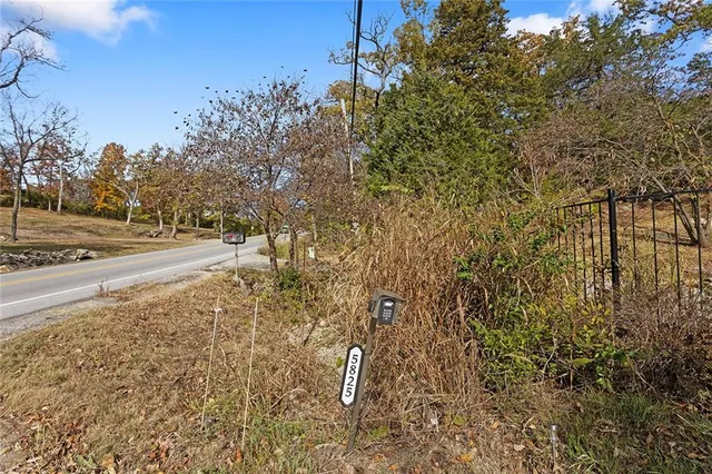 $479,000 | 5825 Noland Road, Kansas City, MO 64133