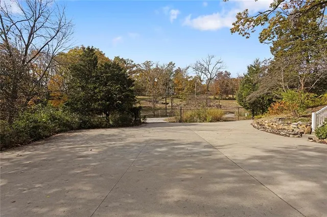 $479,000 | 5825 Noland Road, Kansas City, MO 64133