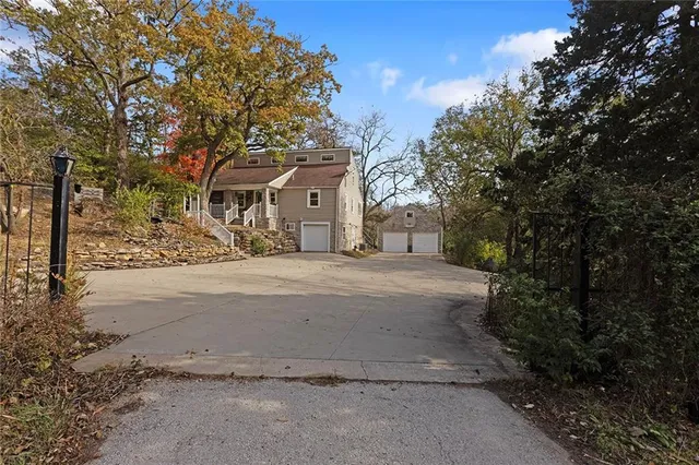 $469,000 | 5825 Noland Road, Kansas City, MO 64133