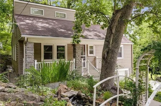 $469,000 | 5825 Noland Road, Kansas City, MO 64133