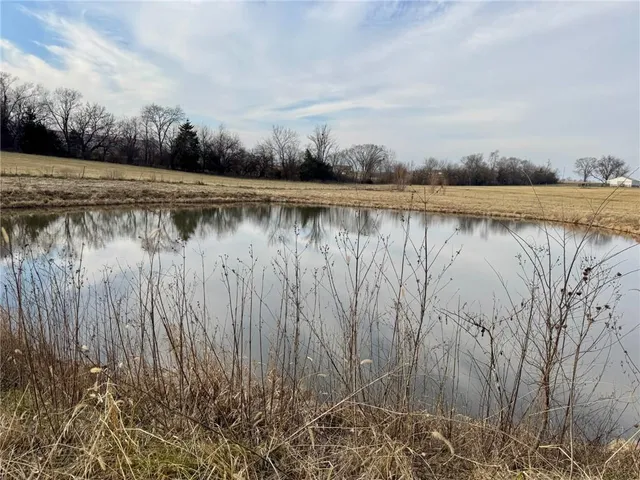 $300,000 | Lot 2 Northwest Plotsky Avenue, Plattsburg, MO 64477