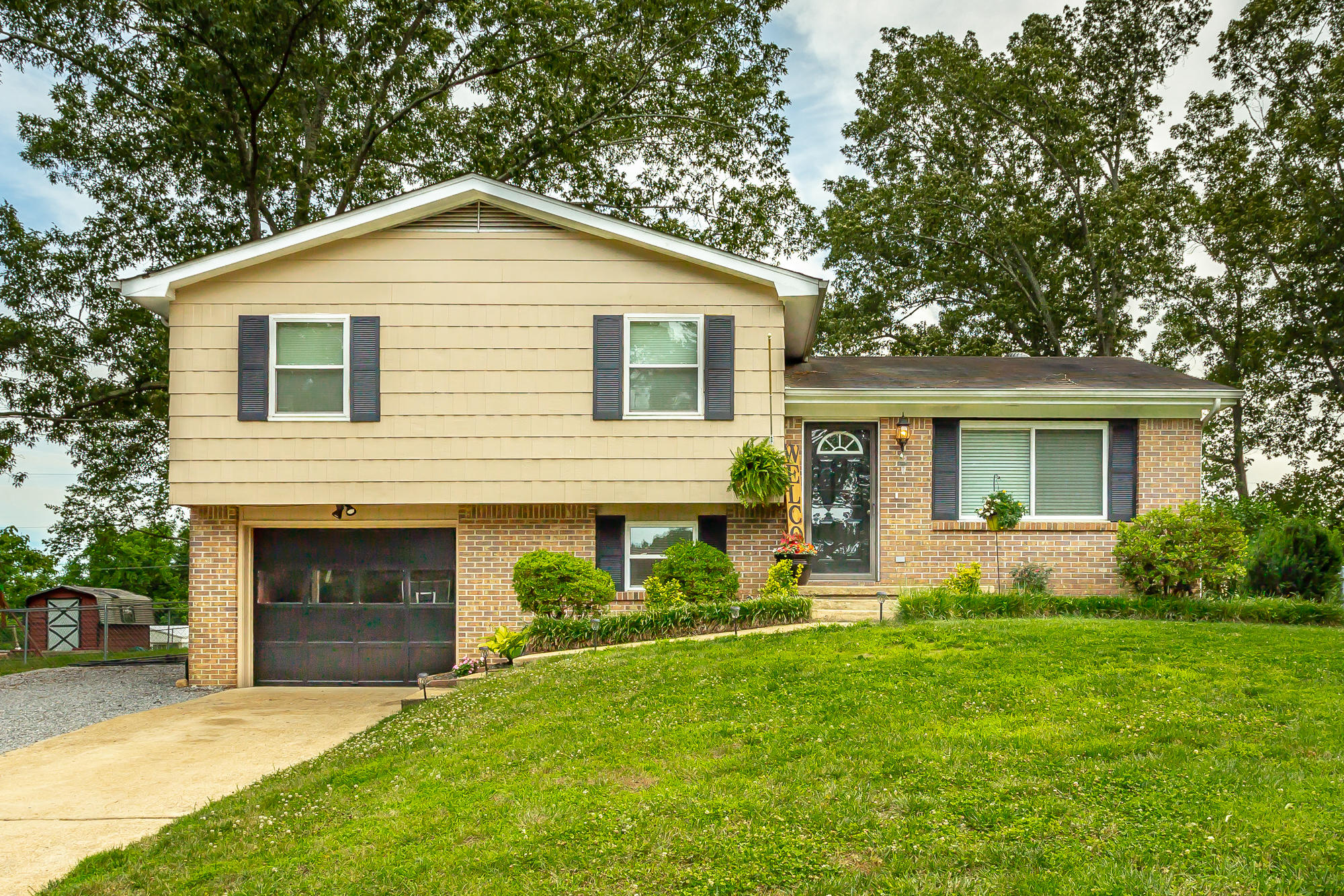 1522 North Chester Road Hixson, TN 37343 - Photo 1 of 25 1522 N Chester Rd. HD-2