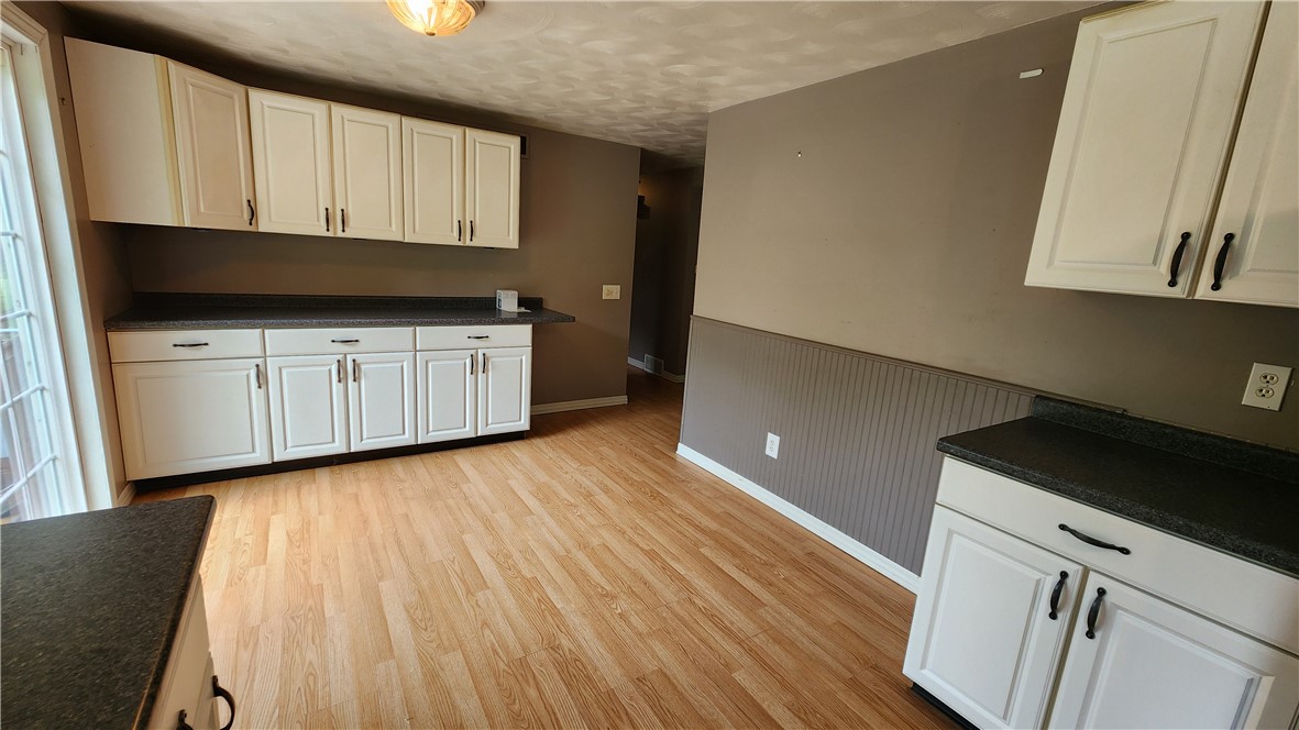7383 Lakeside Road Ontario, NY 14519 - Photo 17 of 50