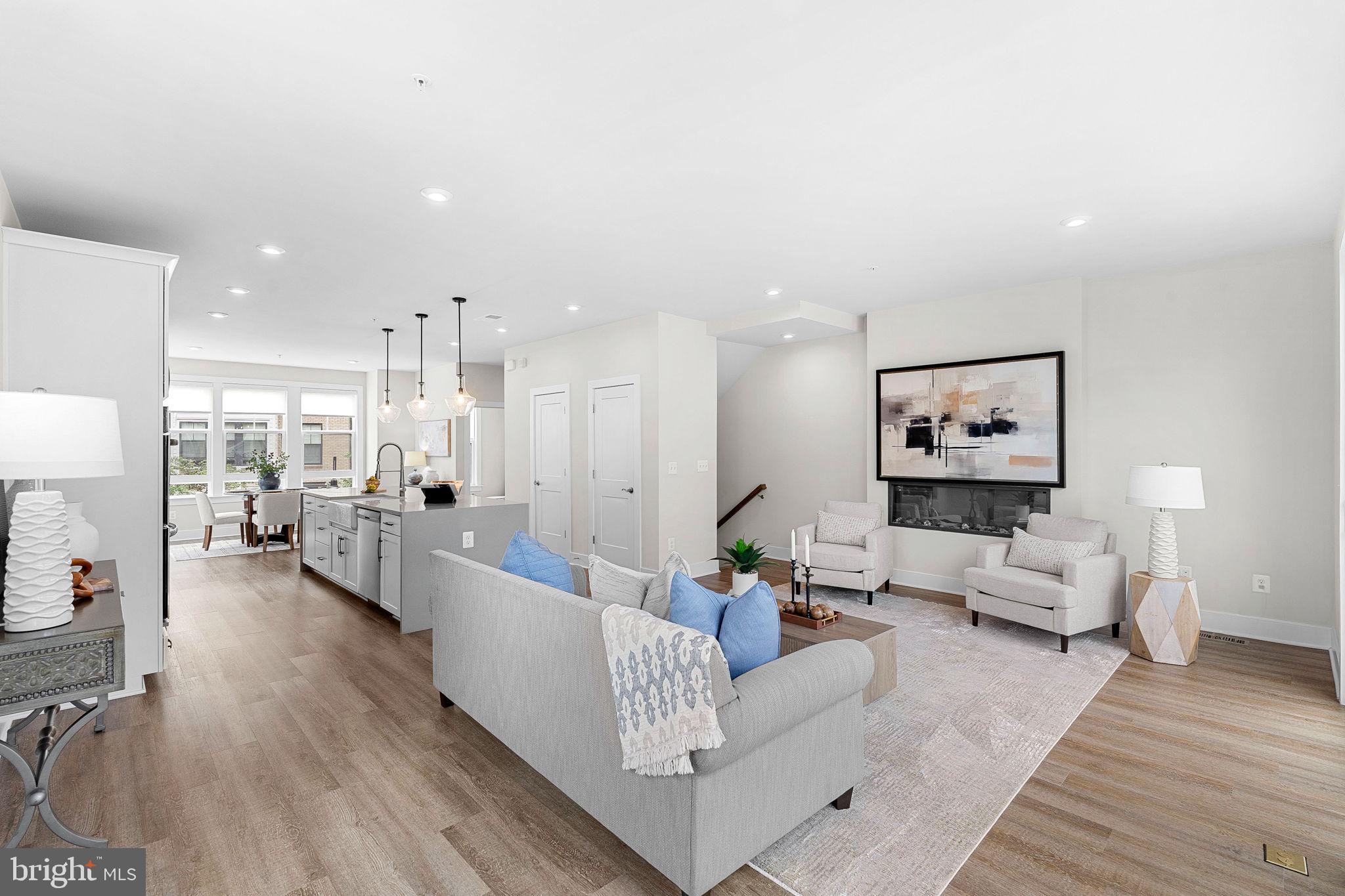 1650 Bandit Loop Reston, VA 20190 - Photo 10 of 52 Spacious and bright open concept level
