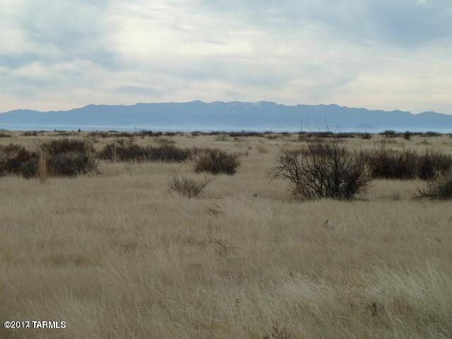 4.73-ac West 4.73-ac W Isaiah Road Willcox, AZ 85643 - Photo 2 of 5 a view of lake
