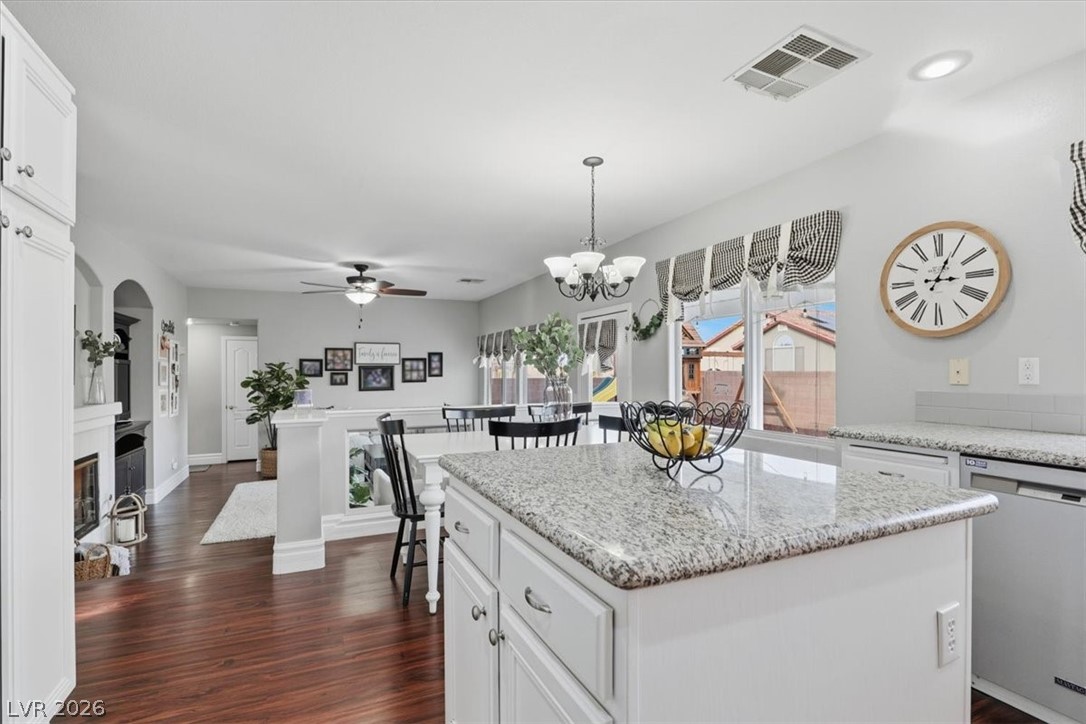 1028 Spring Pond Court Henderson, NV 89002 - Photo 11 of 44