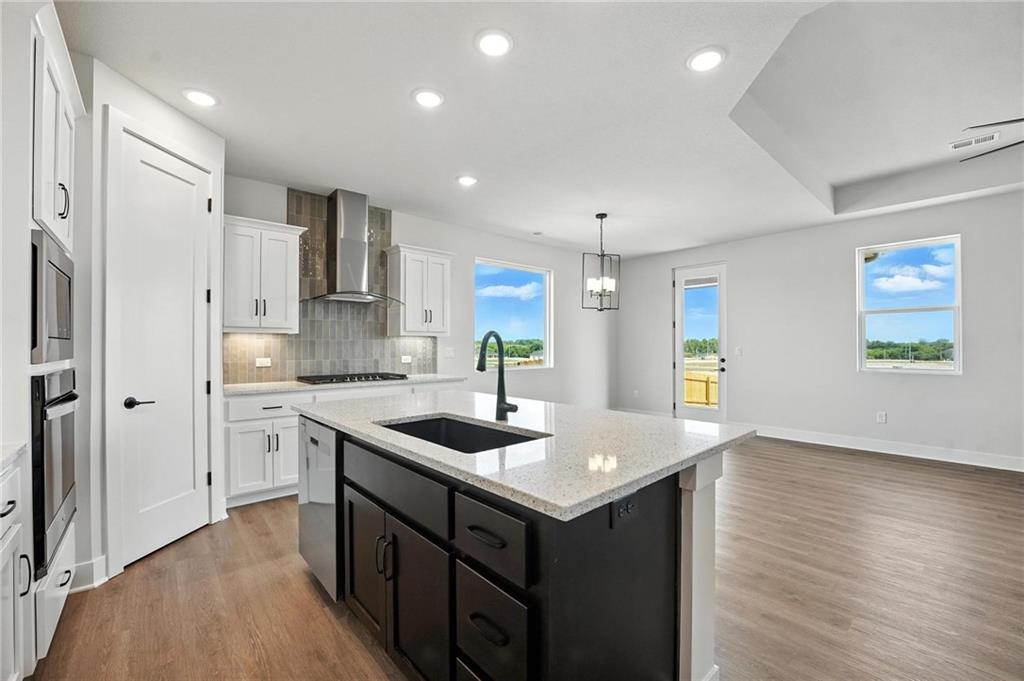 20632 Skyview Lane Spring Hill, KS 66083 - Photo 3 of 21