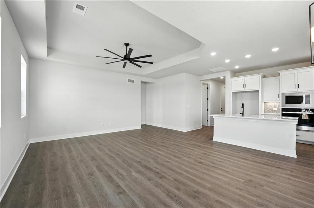 20632 Skyview Lane Spring Hill, KS 66083 - Photo 6 of 21