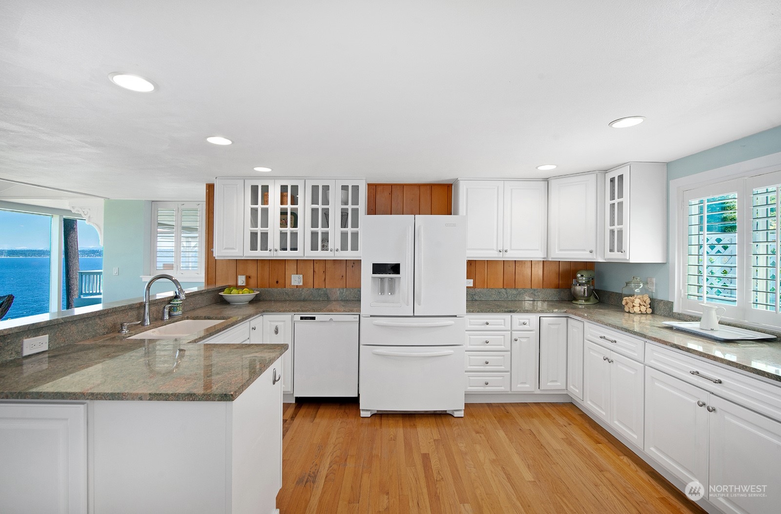 6800 Southwest Maury Park Road Vashon, WA 98070 - Photo 17 of 40 Gallery Image 17