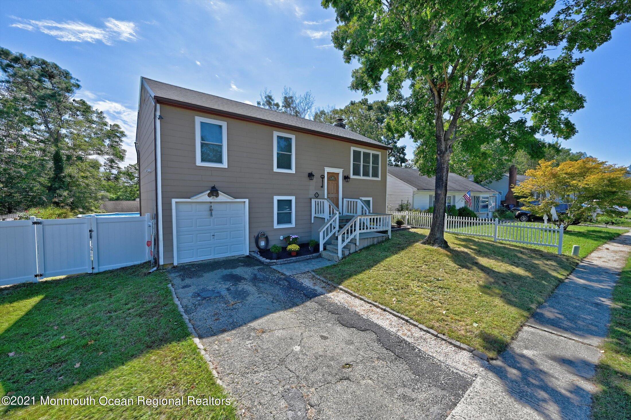 21 Anchor Road Barnegat, NJ 08005 - Photo 2 of 37 02-15518781