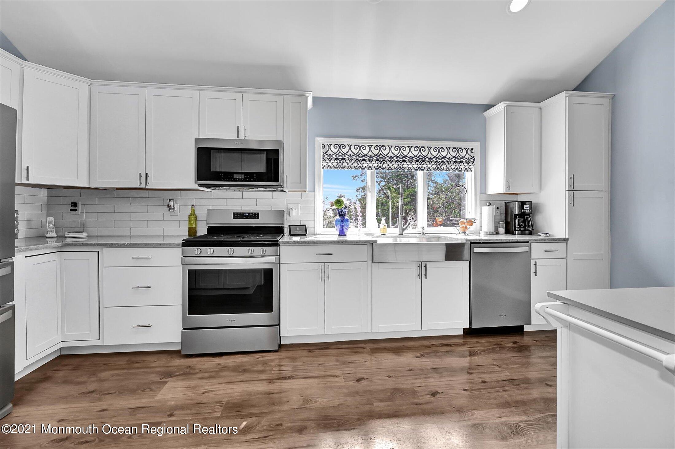 21 Anchor Road Barnegat, NJ 08005 - Photo 13 of 37 14-15518596