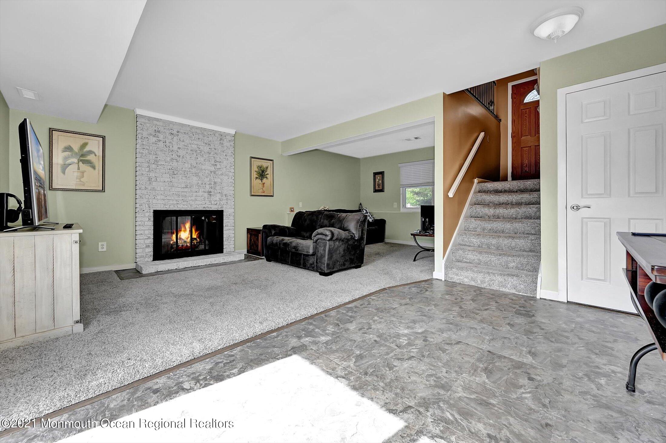 21 Anchor Road Barnegat, NJ 08005 - Photo 20 of 37 22-15518432