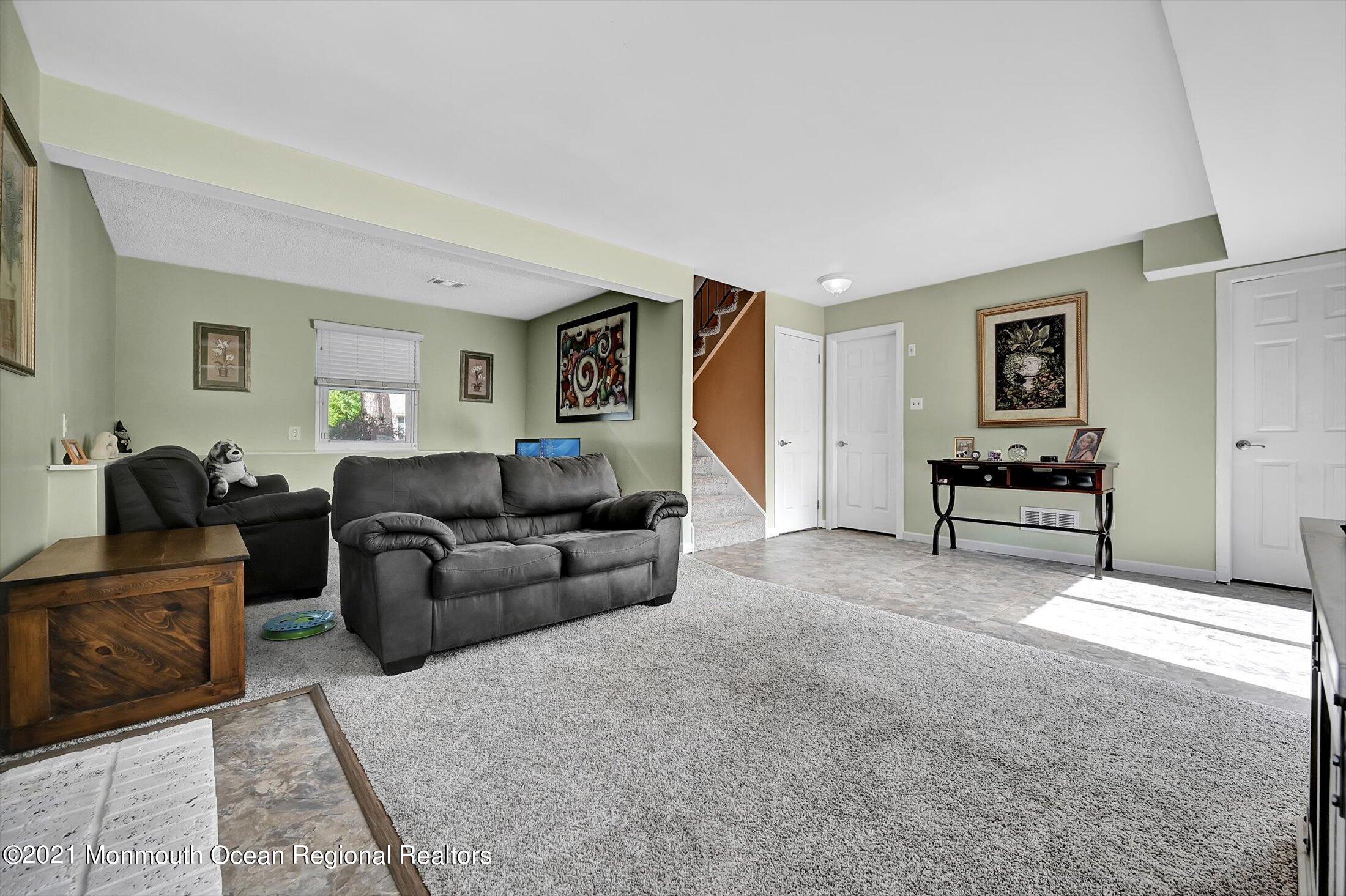 21 Anchor Road Barnegat, NJ 08005 - Photo 23 of 37 25-15518445