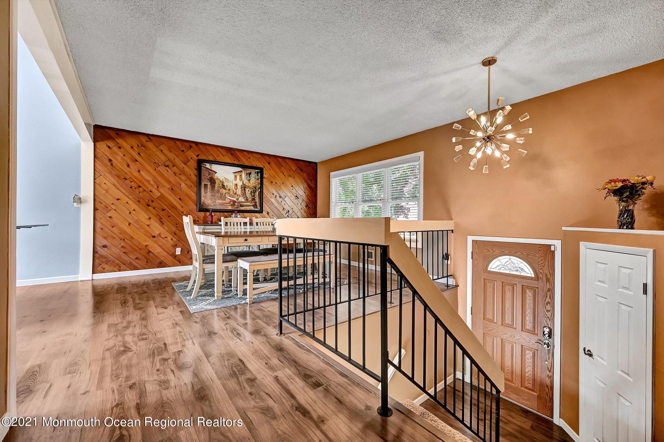 21 Anchor Road Barnegat, NJ 08005 - Photo 5 of 37 05-15518551