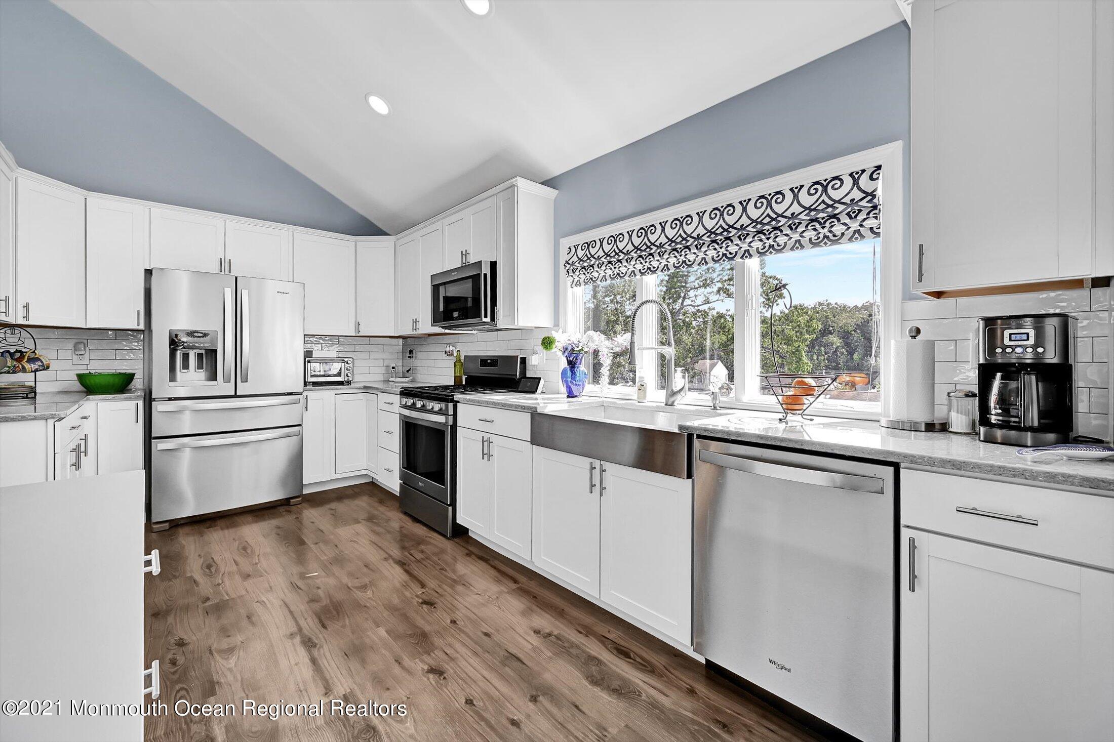 21 Anchor Road Barnegat, NJ 08005 - Photo 10 of 37 11-15518585