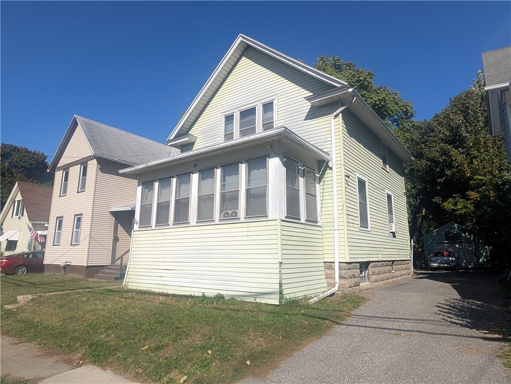 24 Lois Street Rochester, NY 14606 - Photo 2 of 17