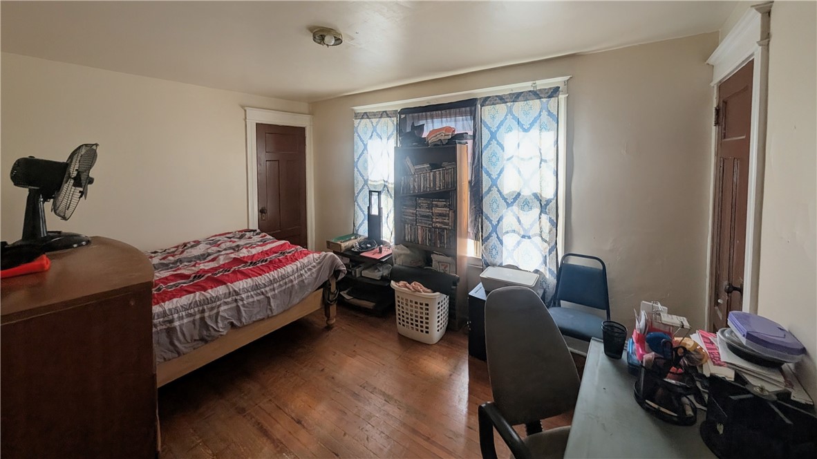 24 Lois Street Rochester, NY 14606 - Photo 10 of 17