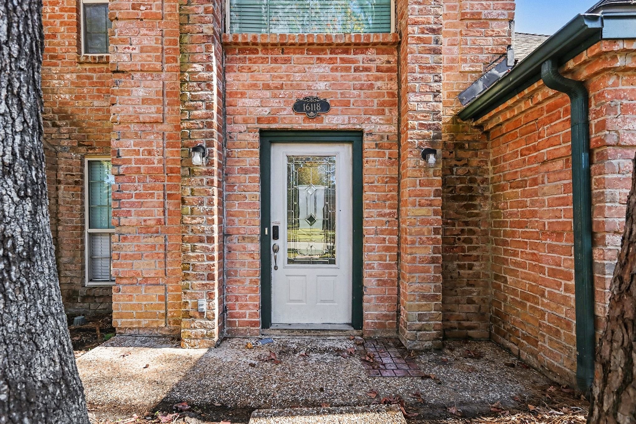 16118 Hexham Drive Spring, TX 77379 - Photo 2 of 27