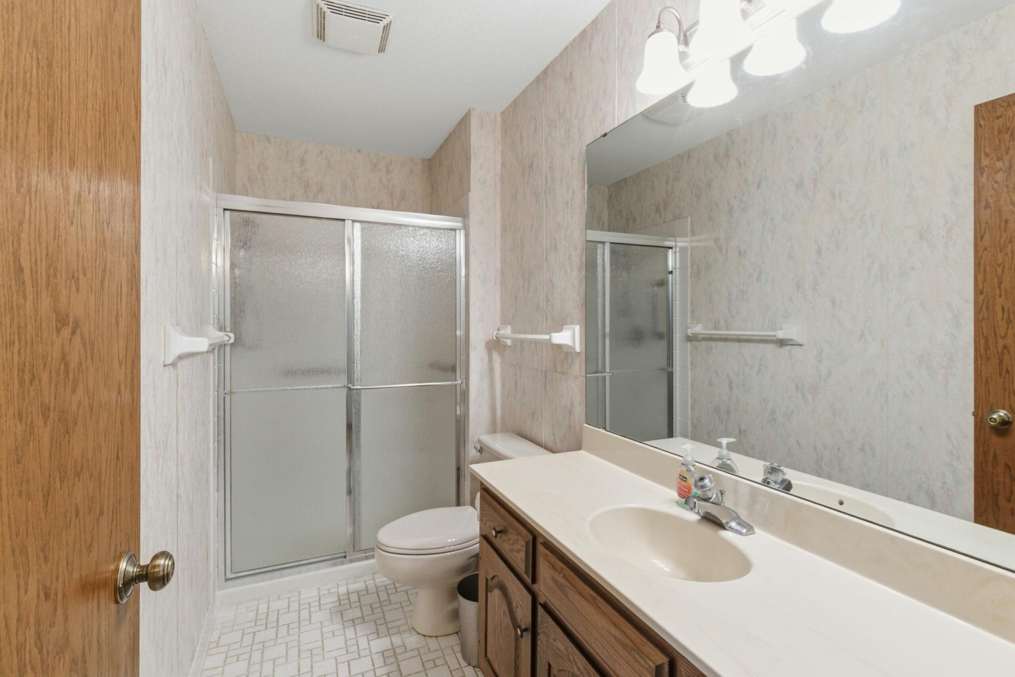 3030 St Albans Mill Road, Unit 213 Minnetonka, MN 55305 - Photo 16 of 35