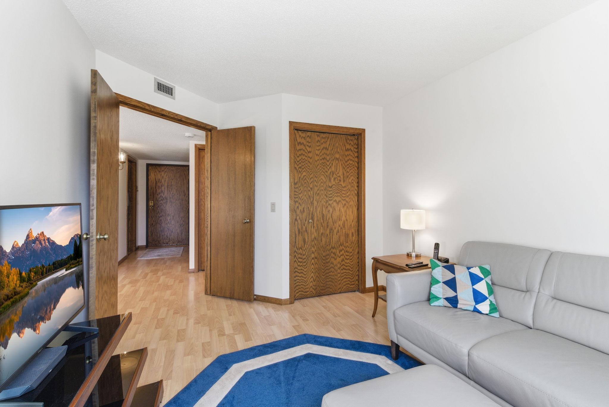 3030 St Albans Mill Road, Unit 213 Minnetonka, MN 55305 - Photo 19 of 35