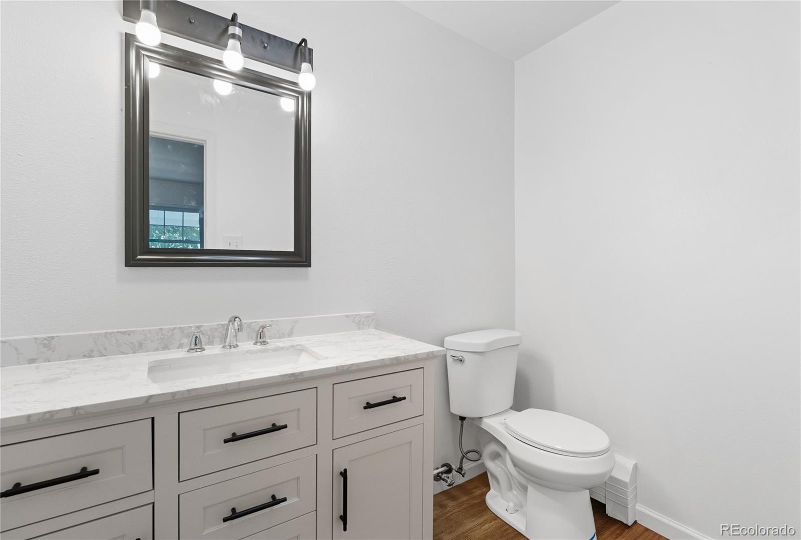 3090 Carter Circle Denver, CO 80222 - Photo 15 of 37