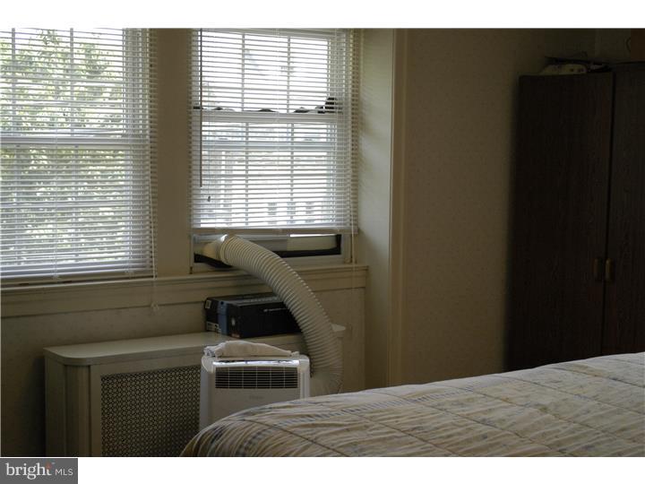 7100 Llanfair Road Upper Darby, PA 19082 - Photo 16 of 20