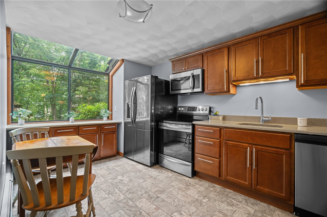 7 Wake Robin Road, Unit 1304 Lincoln, RI 02865 - Photo 4 of 27