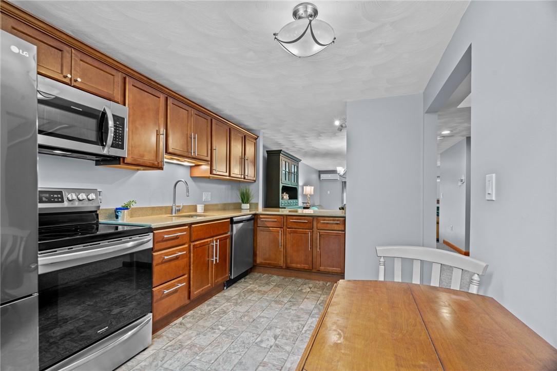 7 Wake Robin Road, Unit 1304 Lincoln, RI 02865 - Photo 5 of 27