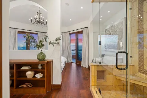 $7,299,000 | 3409 Ocean Front Walk, San Diego, CA 92109