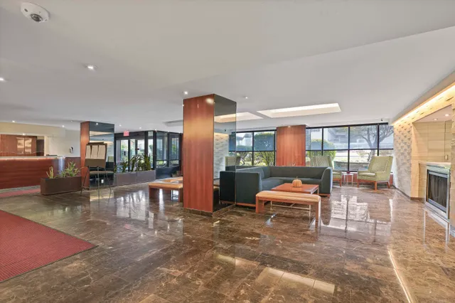 $378,000 | 2650 Ocean Parkway, Unit 6P | Gravesend