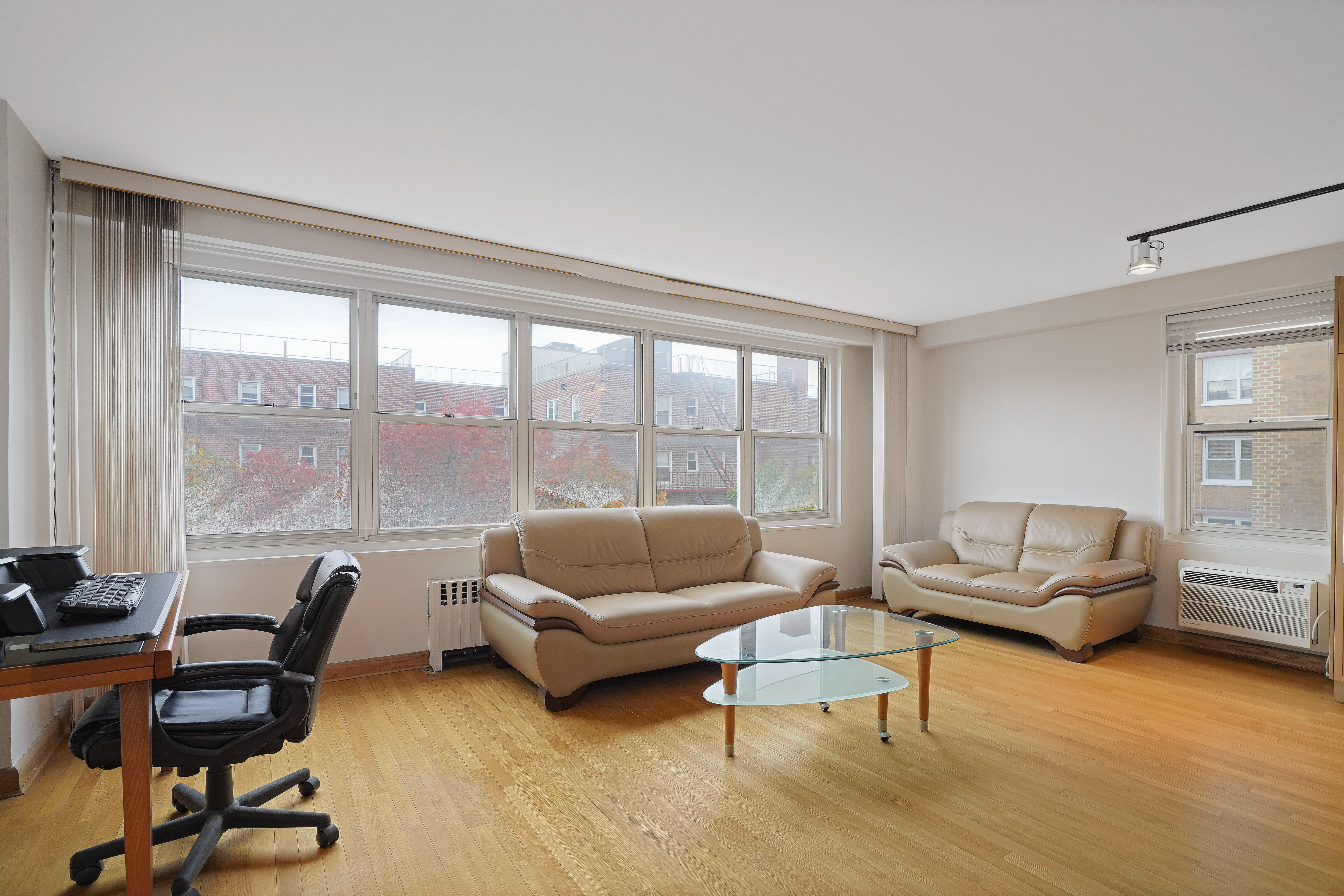 Undisclosed Address Brooklyn, NY 11235 - Photo 3 of 19