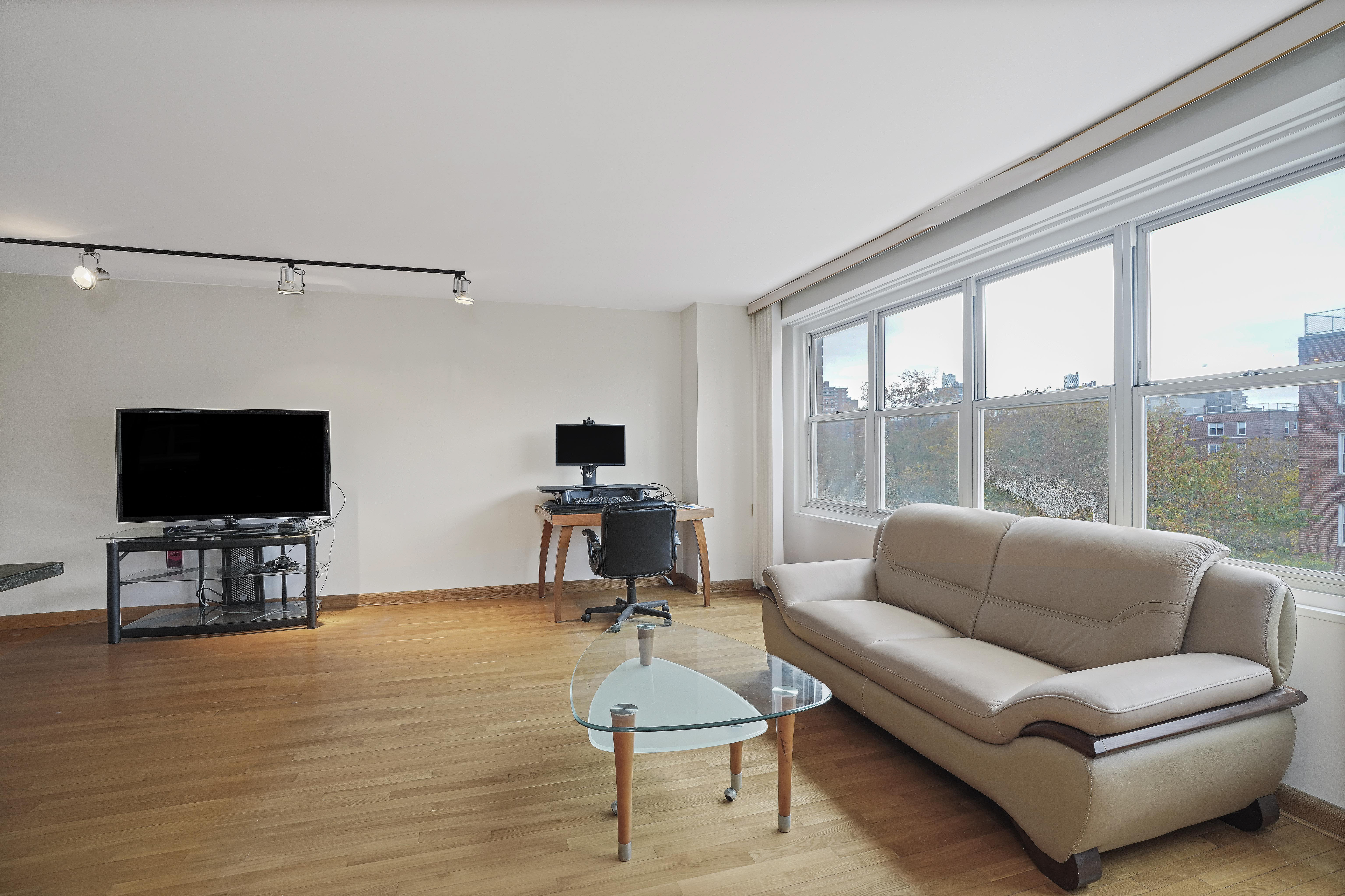 Undisclosed Address Brooklyn, NY 11235 - Photo 4 of 19