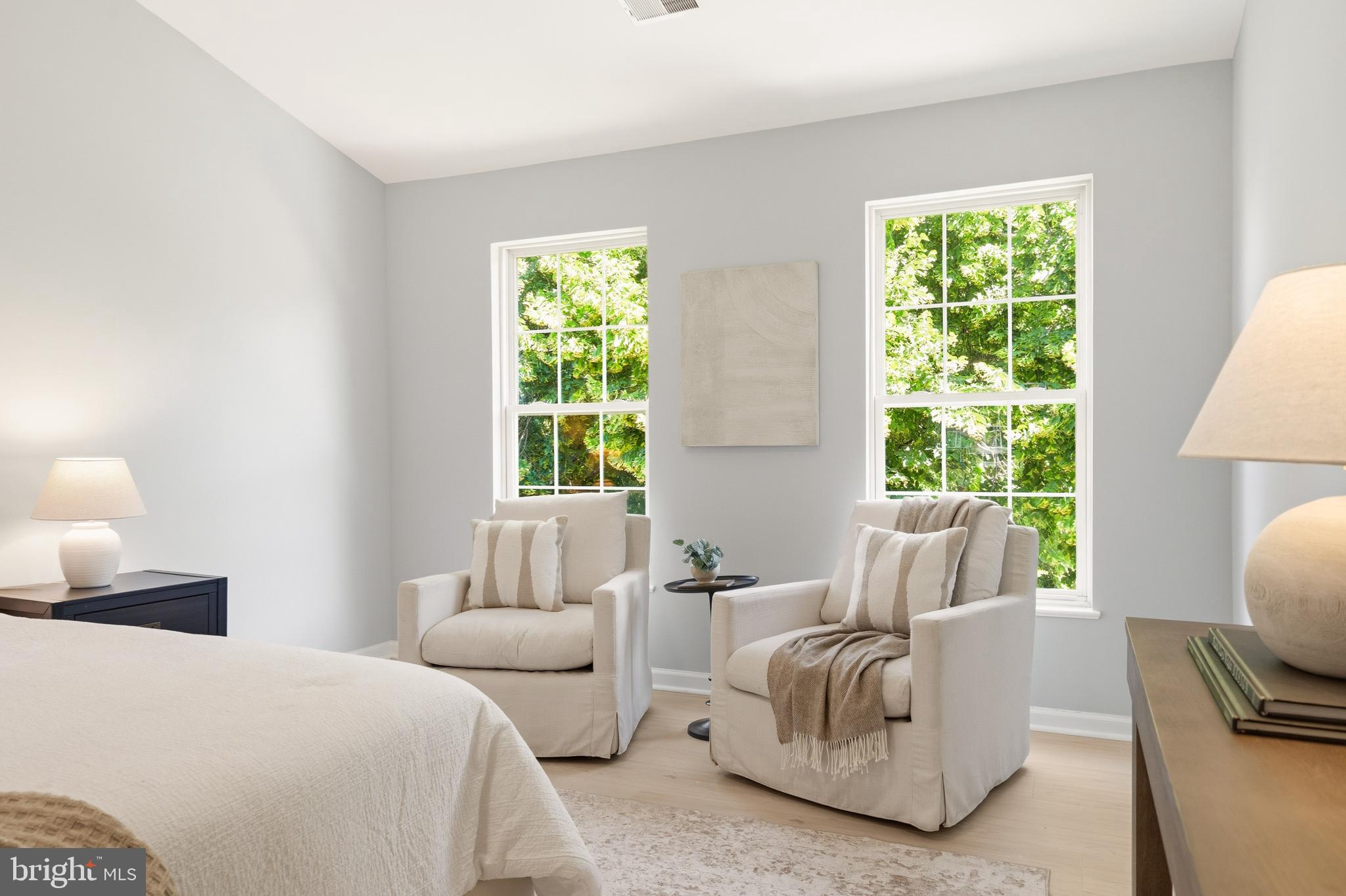 6733 Catskill Road Lorton, VA 22079 - Photo 36 of 62 Sitting Space ;in Master Bedroom