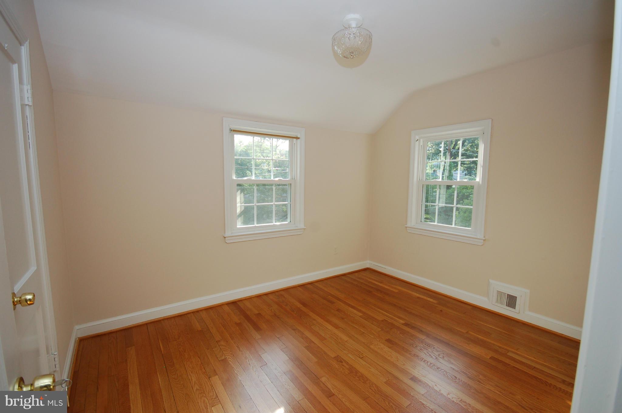 9209 Glenville Road Silver Spring, MD 20901 - Photo 14 of 30 Bedroom 2