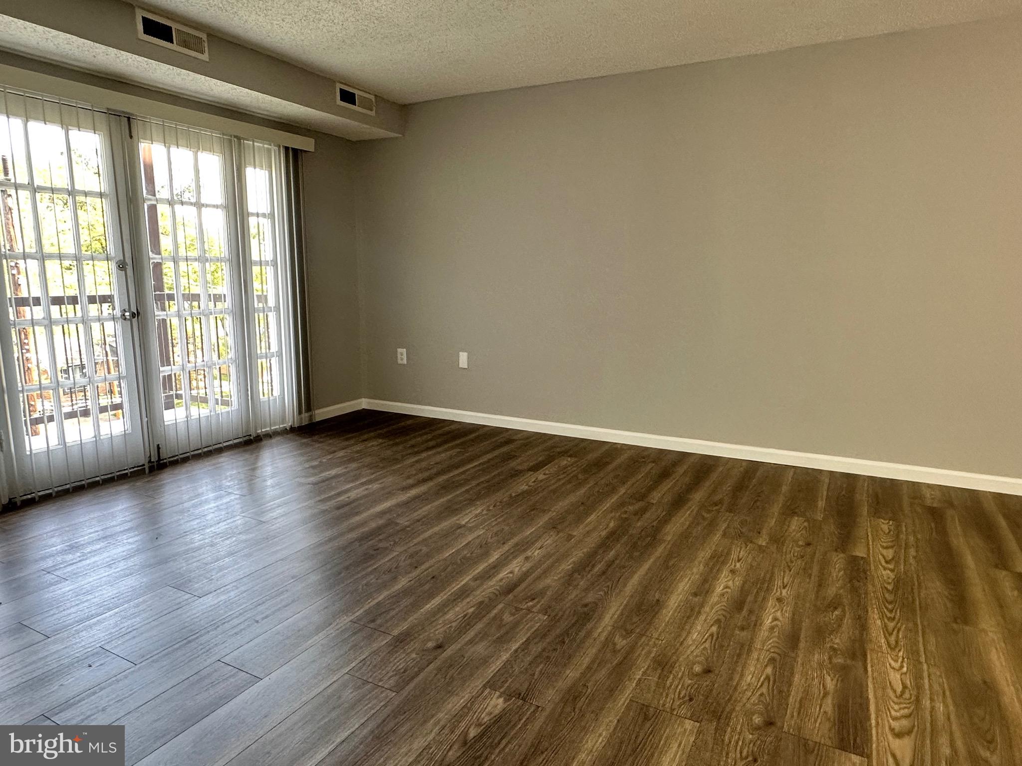 3801 Swann Road, Unit 202 Suitland, MD 20746 - Photo 29 of 32 Gallery Image 29