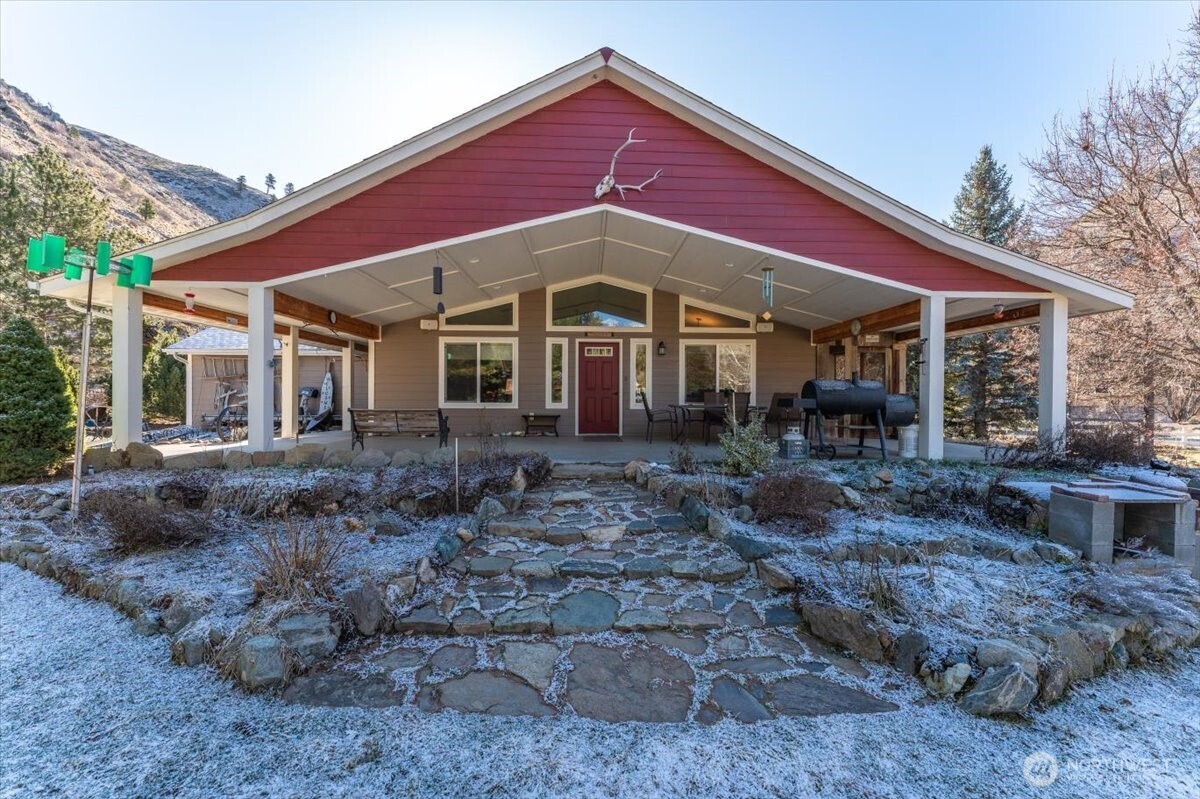 12821 Entiat River Road Entiat, WA 98822 - Photo 2 of 38