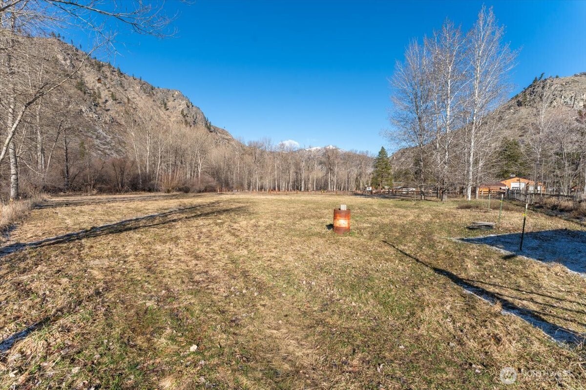 12821 Entiat River Road Entiat, WA 98822 - Photo 31 of 38