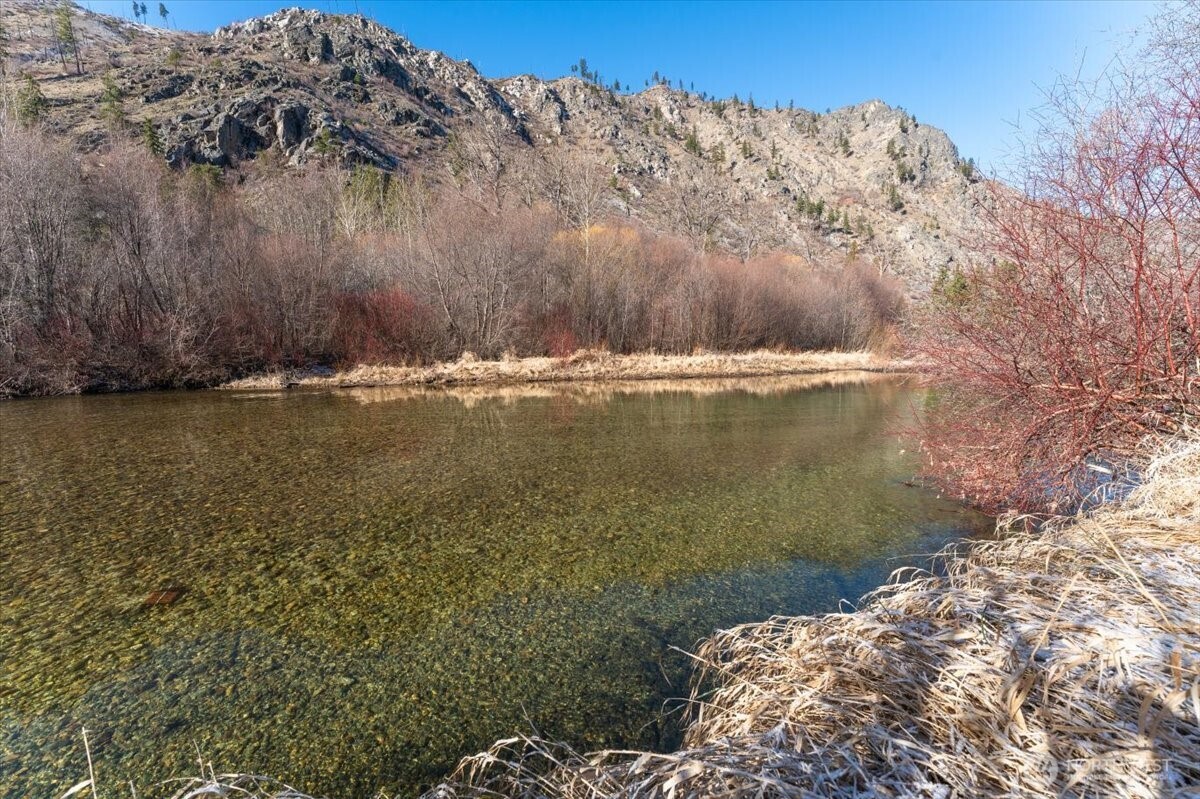 12821 Entiat River Road Entiat, WA 98822 - Photo 32 of 38