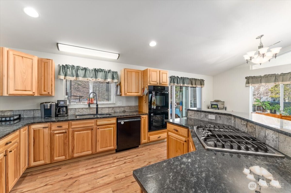 12821 Entiat River Road Entiat, WA 98822 - Photo 10 of 38