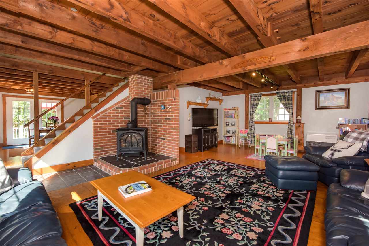 7 Thomas Road York, ME 03909 - Photo 2 of 30
