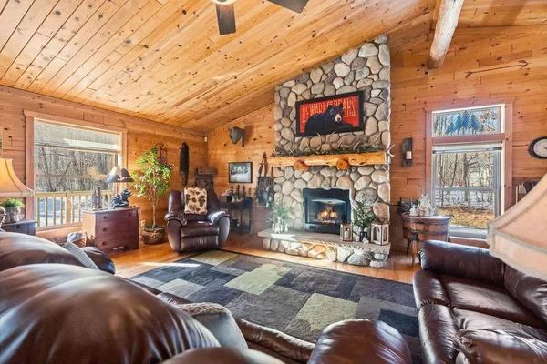 $509,900 | 5810 Bear Path Lane, Spooner, WI 54801