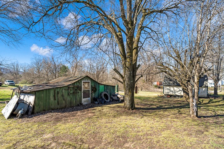 113 West Shellsford Road McMinnville, TN 37110 - Photo 28 of 33 Gallery Image 28