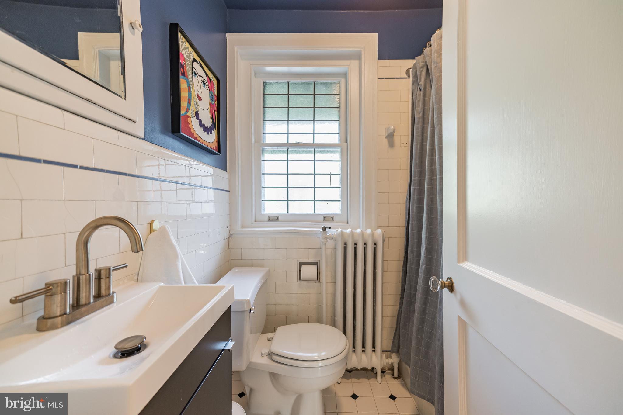 15 Rabbit Run Road Rose Valley, PA 19086 - Photo 24 of 30 2nd Floor Hall Bath