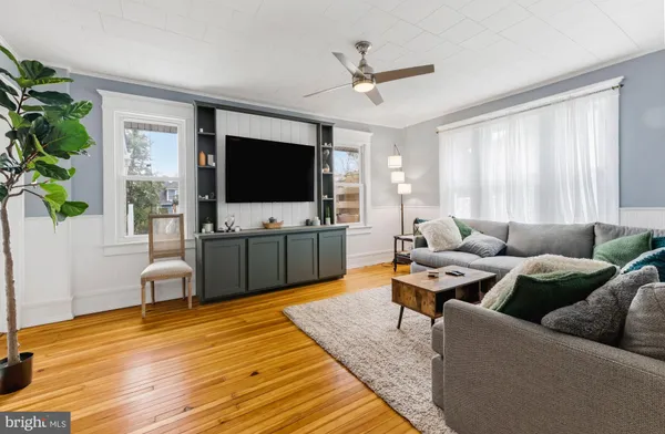 $3,750 | 125 West Kings Highway, Audubon, NJ 08106