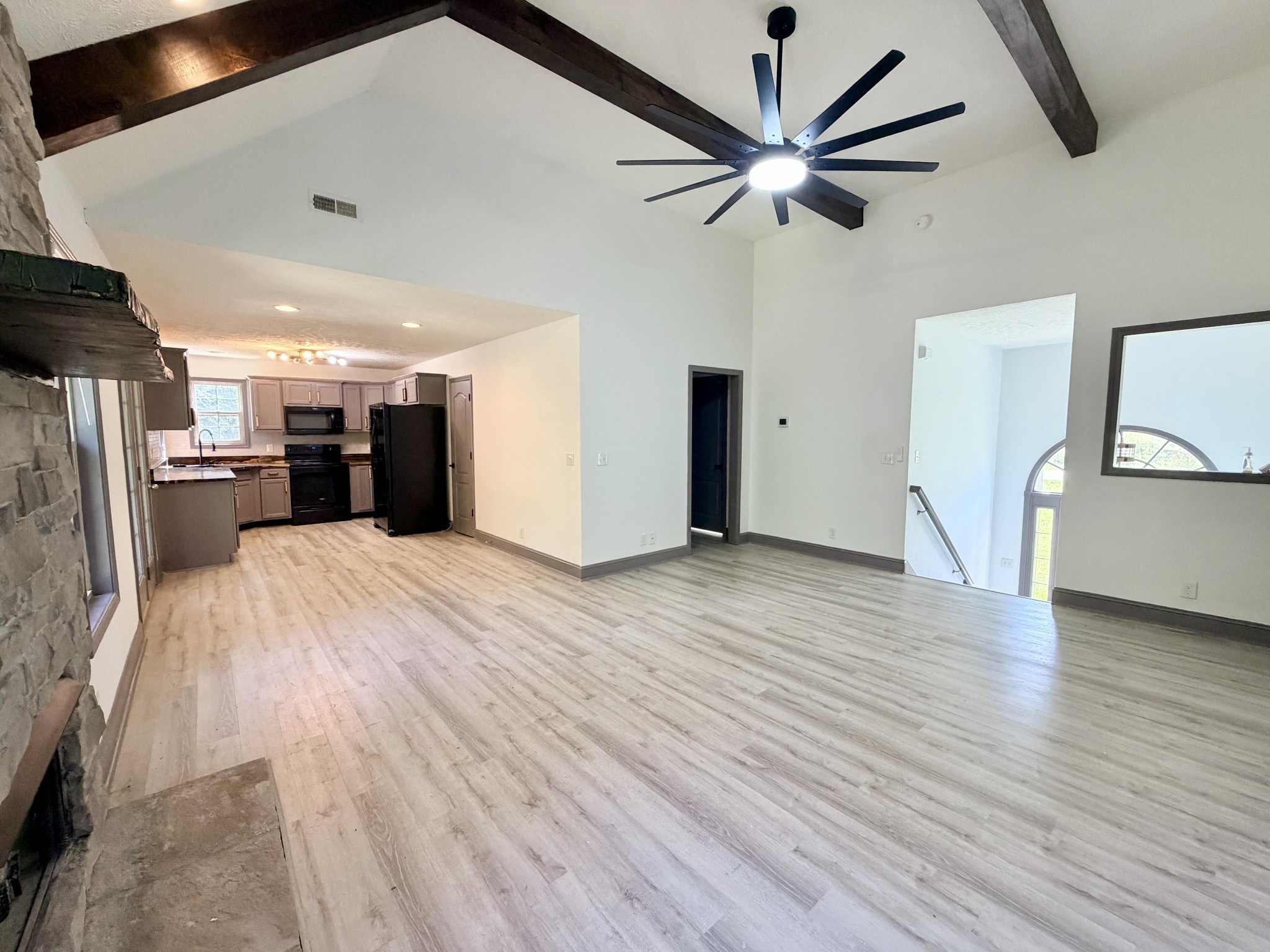 5005 Marion Road Cunningham, TN 37052 - Photo 5 of 40
