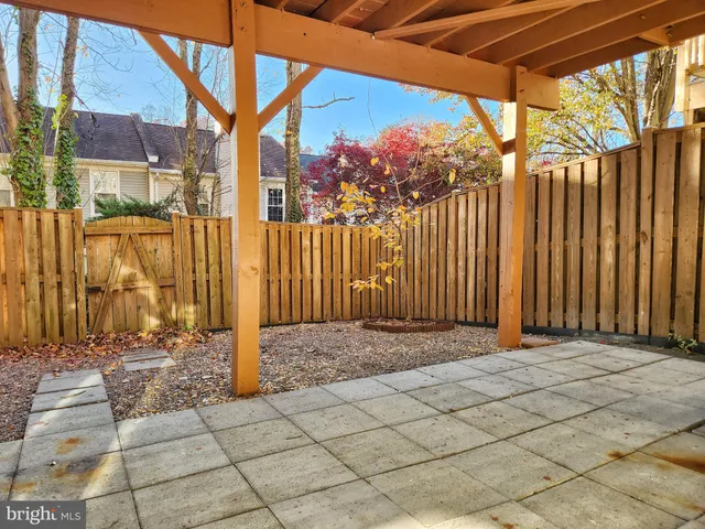 $699,900 | 8026 Readington Court, Springfield, VA 22152