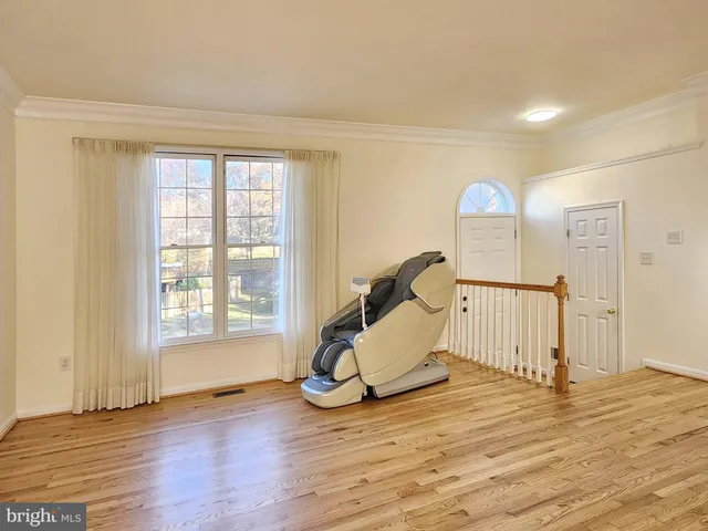 $699,900 | 8026 Readington Court, Springfield, VA 22152